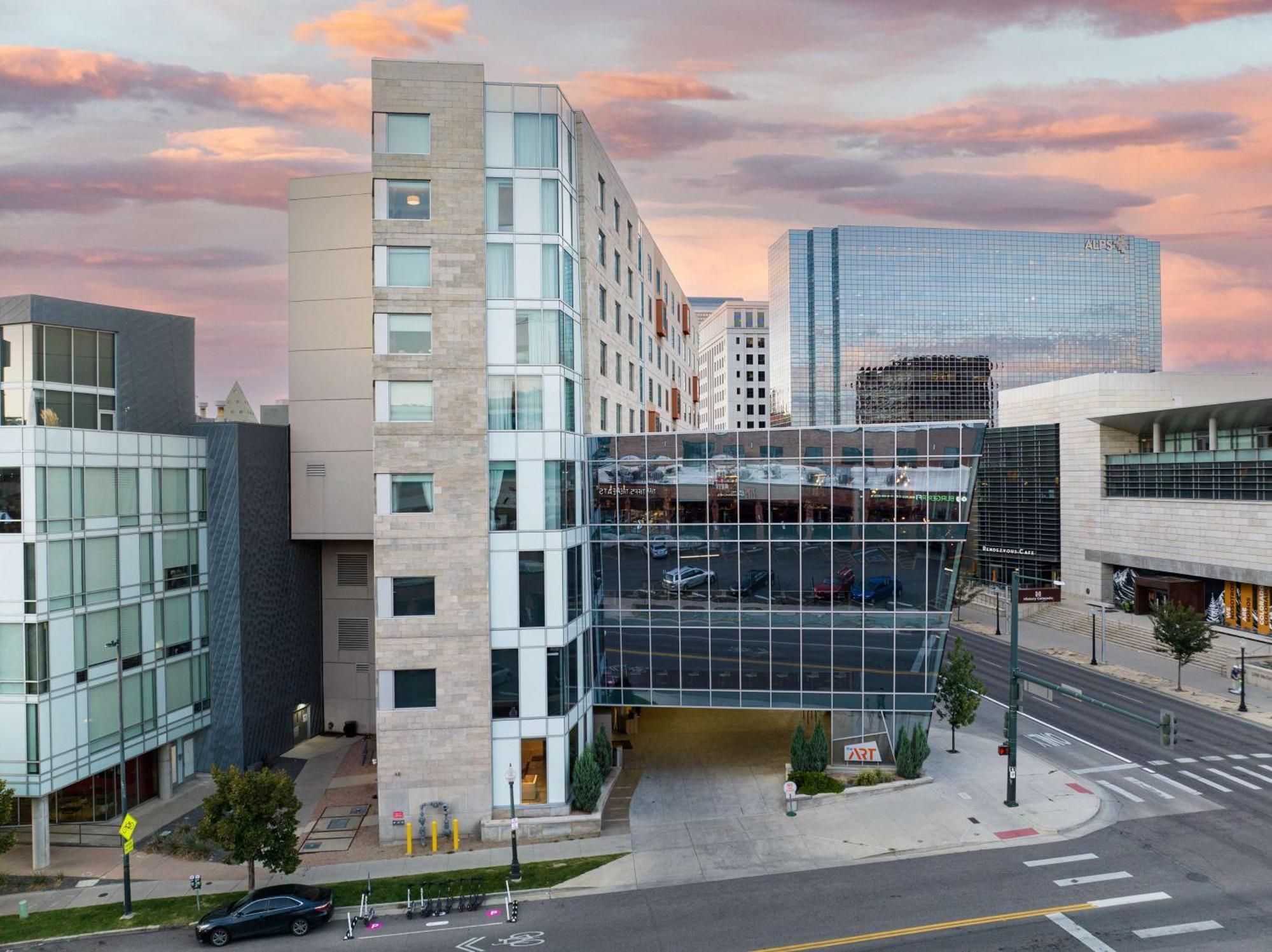 The Art Hotel Denver, Curio Collection By Hilton Exterior photo