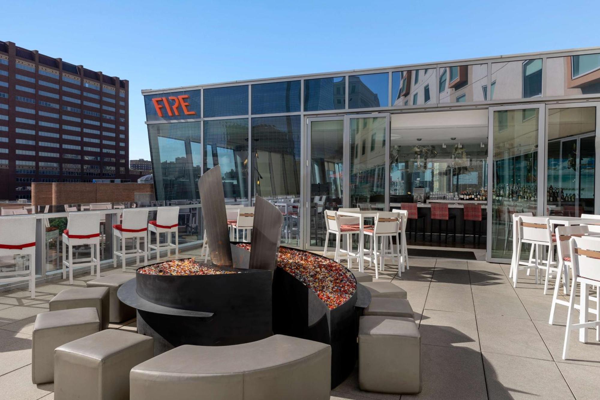 The Art Hotel Denver, Curio Collection By Hilton Exterior photo